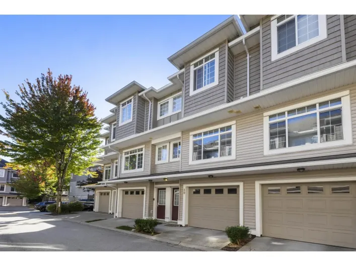 30 6852 193 STREET, Surrey