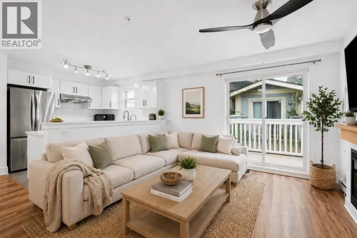 30 7428 SOUTHWYNDE AVENUE, Burnaby
