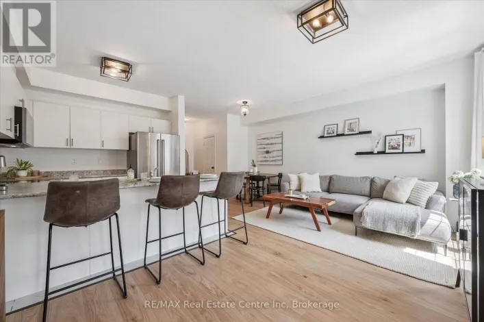 30 - 88 DECORSO DRIVE, Guelph