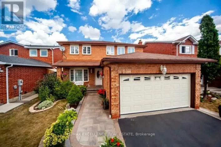 30 BALLYCASTLE CRESCENT, Brampton