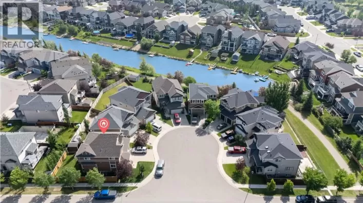 30 Baywater Cape SW, Airdrie