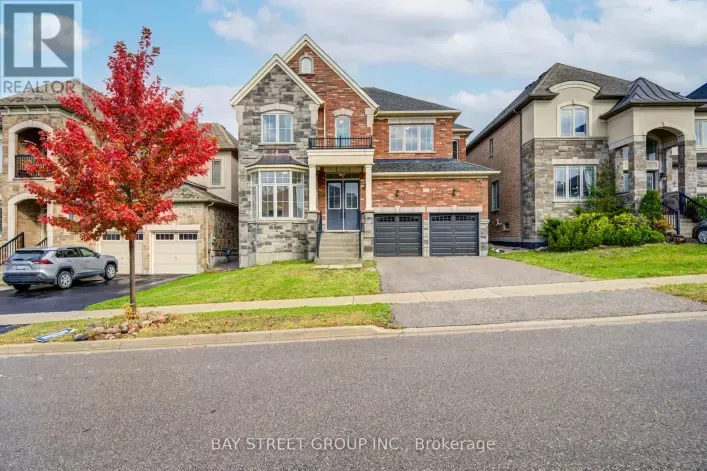 30 BEN SINCLAIR AVENUE, East Gwillimbury