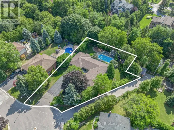 30 CARL CRESCENT, Hamilton