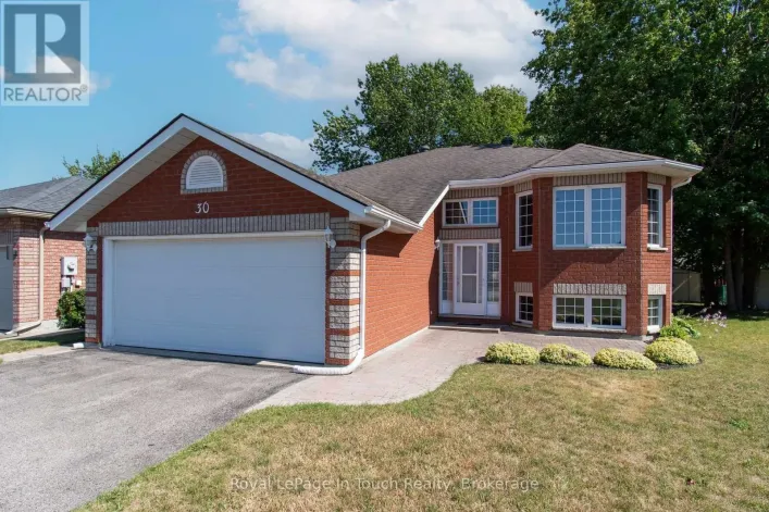 30 CHARLES STREET, Penetanguishene
