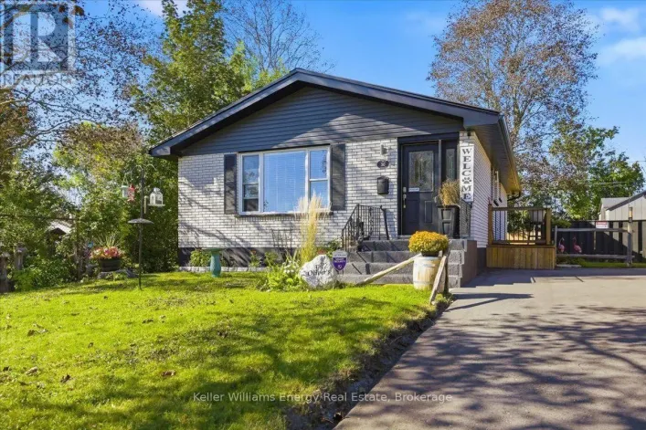 House for sale: 30 DOMINION DRIVE, Kawartha Lakes