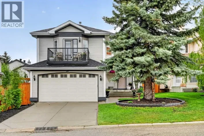 30 Douglasdale Point SE, Calgary