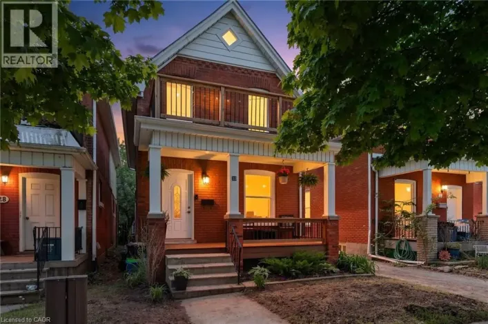 30 DUNDAS Street, Brantford