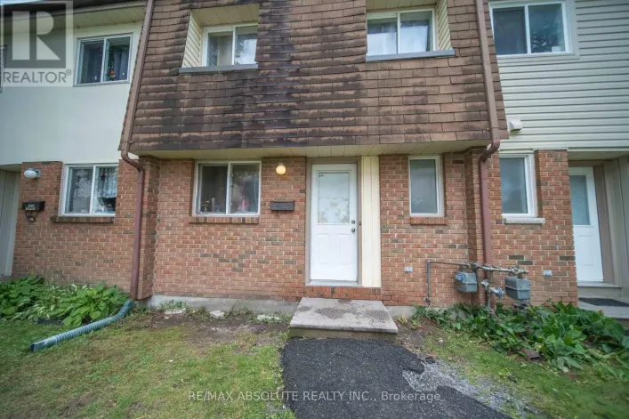 30 E SONNET CRESCENT, Ottawa