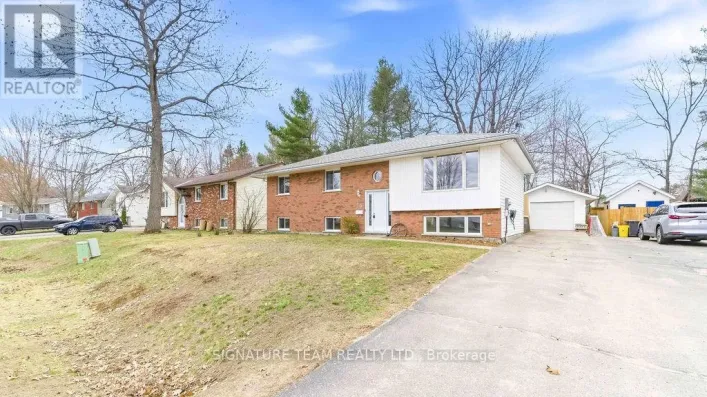 30 EARL STREET, Petawawa