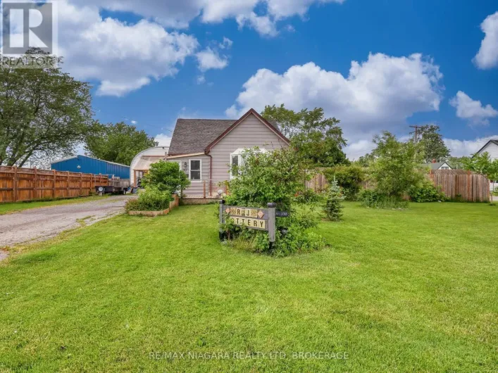 House for sale: 30 ERIE STREET, Welland