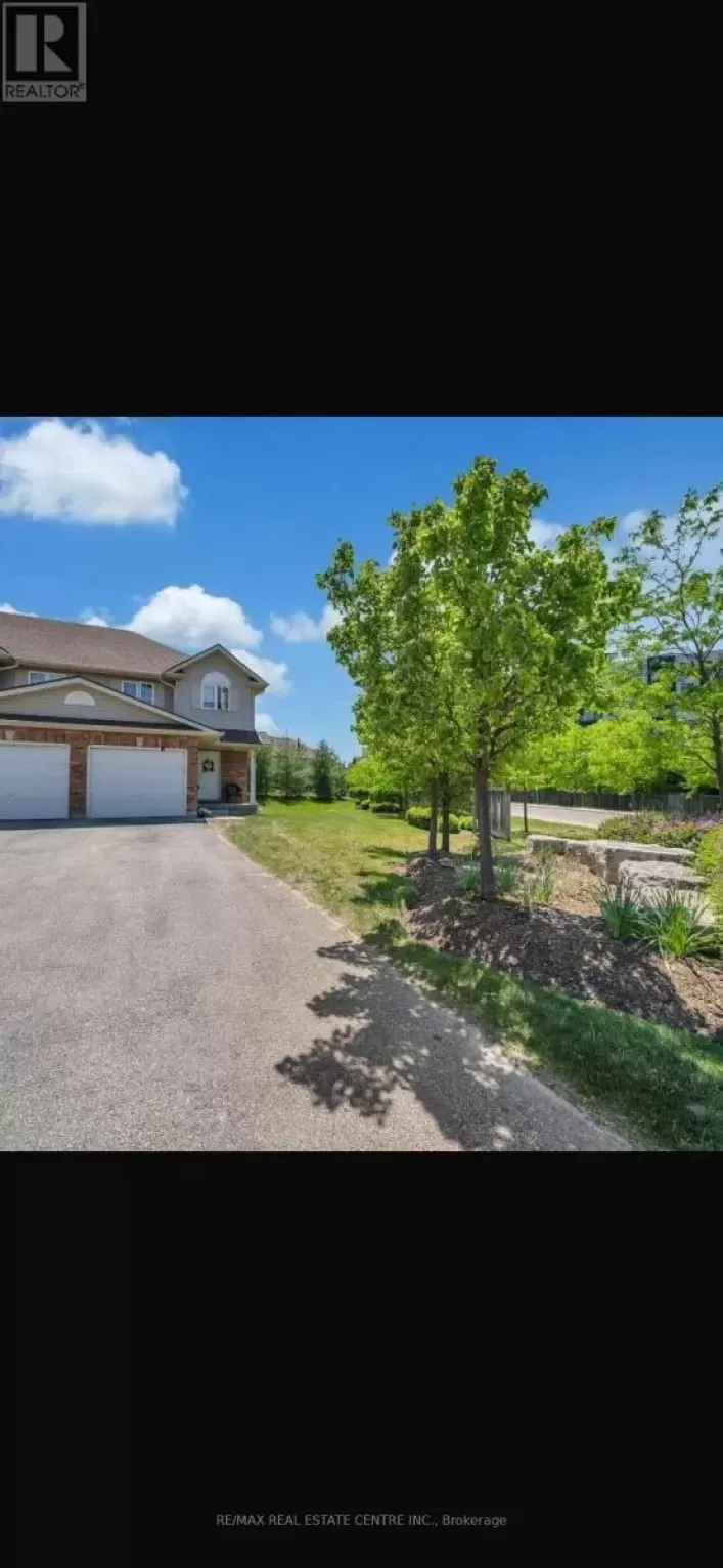 30 FALLOWFIELD DRIVE, Kitchener