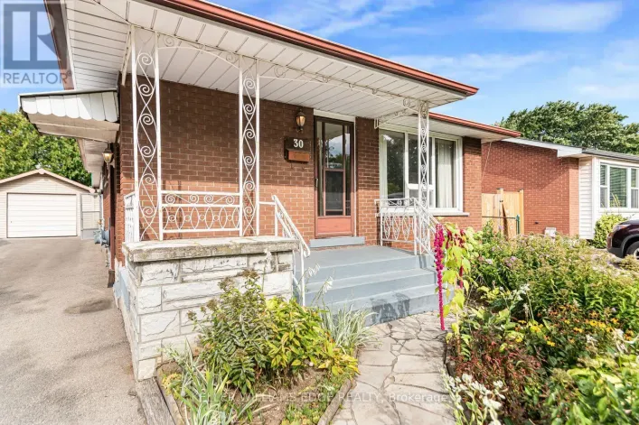 30 GOLDFINCH ROAD, Hamilton