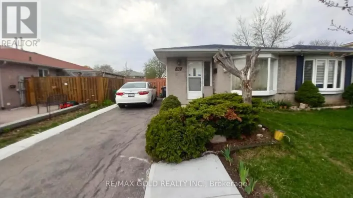 30 GREENWOOD CRESCENT E, Brampton