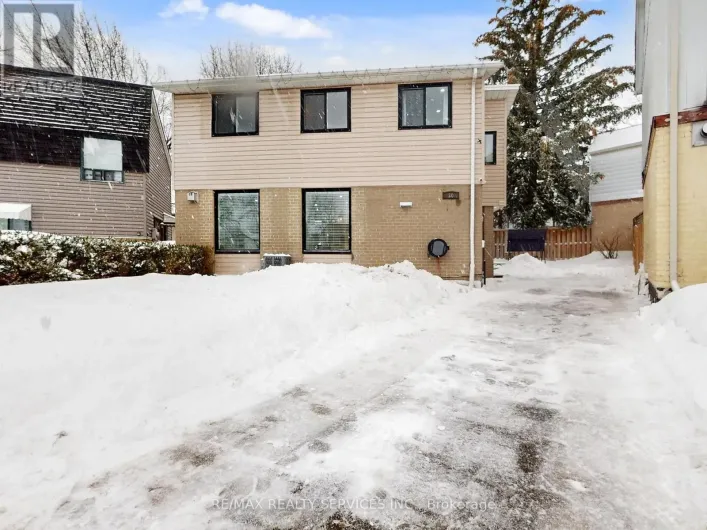 30 HALEY COURT, Brampton