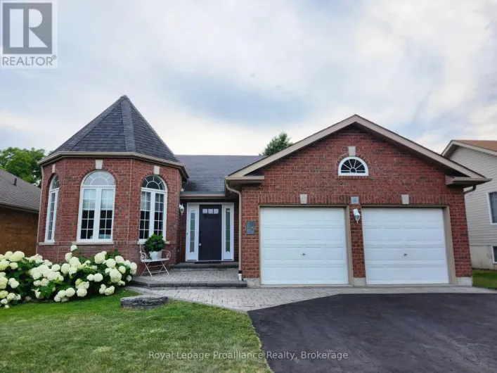 30 HEARTWOOD DRIVE, Belleville