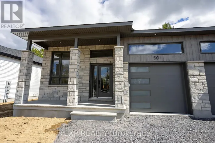 30 HUGHES CIRCLE, Casselman
