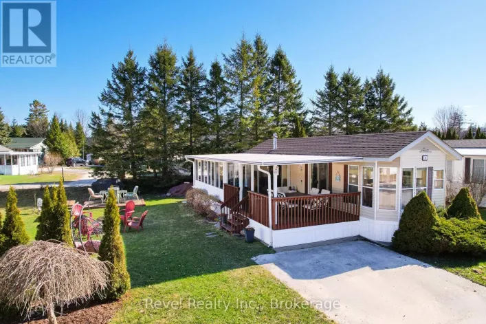 30 HURON CIRCLE, Wasaga Beach