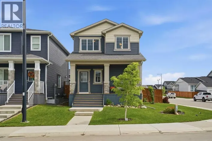 30 Juniper Street, Okotoks