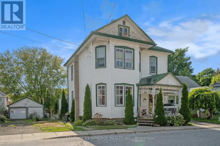 30 KENSINGTON AVENUE, Smiths Falls