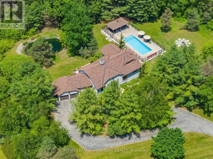 30 KINGSWOOD DRIVE, King