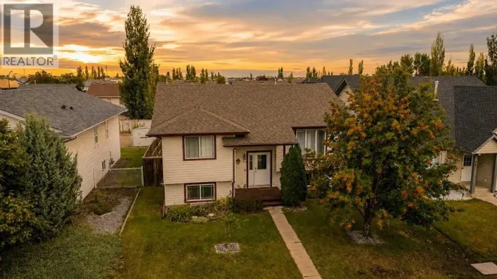 30 Kirkland Close, Red Deer