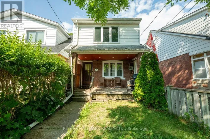 30 LAWLOR TOP FLOOR AVENUE, Toronto