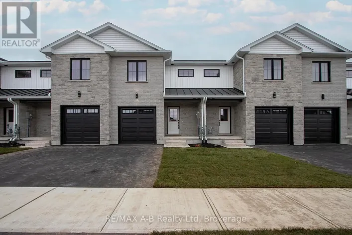 30 LINDA DRIVE, Huron East