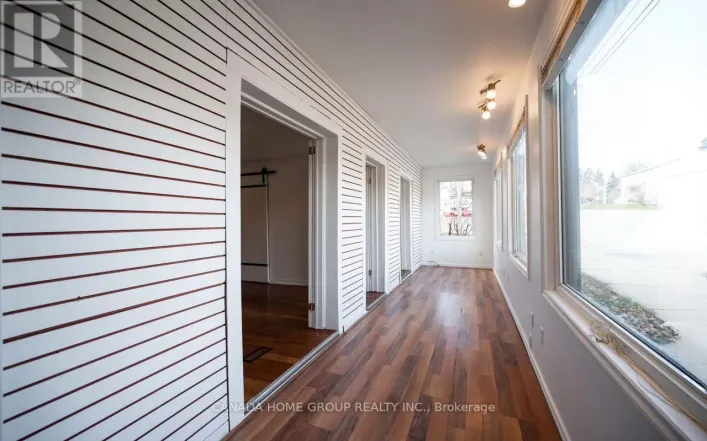 30 MAIN STREET N, Milton