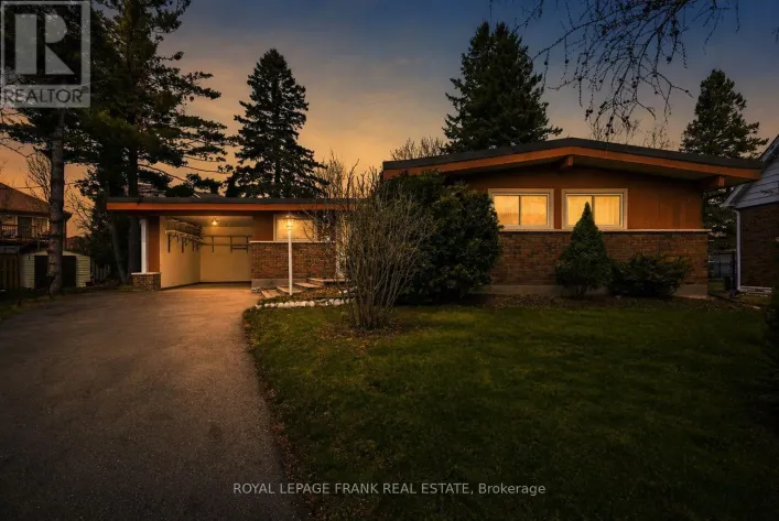 30 MAPLE CRESCENT, Kawartha Lakes