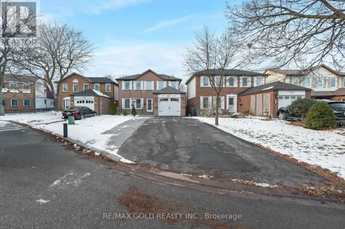 30 MYNA COURT, Brampton
