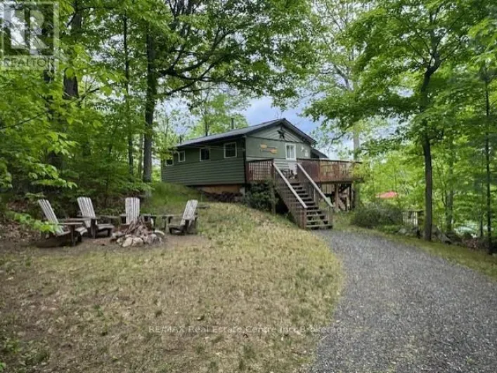 30 PINE CONE LANE, Frontenac