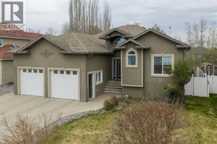 30 Poplar Drive, Whitecourt