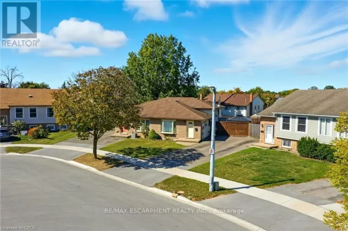 House for sale: 30 RAINBOW COURT, Welland