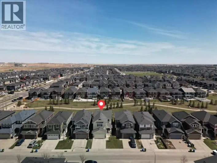 30 Redstone Parade NE, Calgary