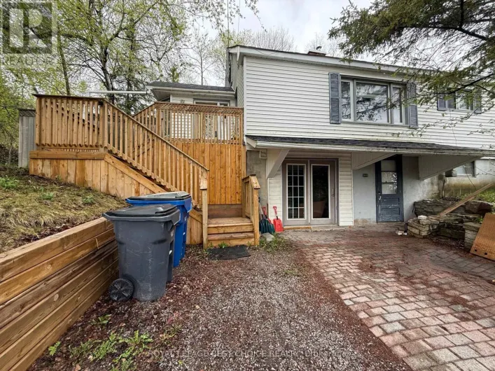 30 REGINA STREET, Temiskaming Shores