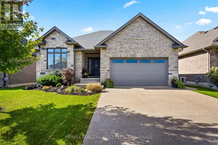 30 RENFIELD STREET, Port Colborne