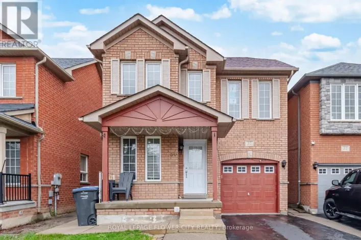 30 RIDGEFIELD COURT, Brampton