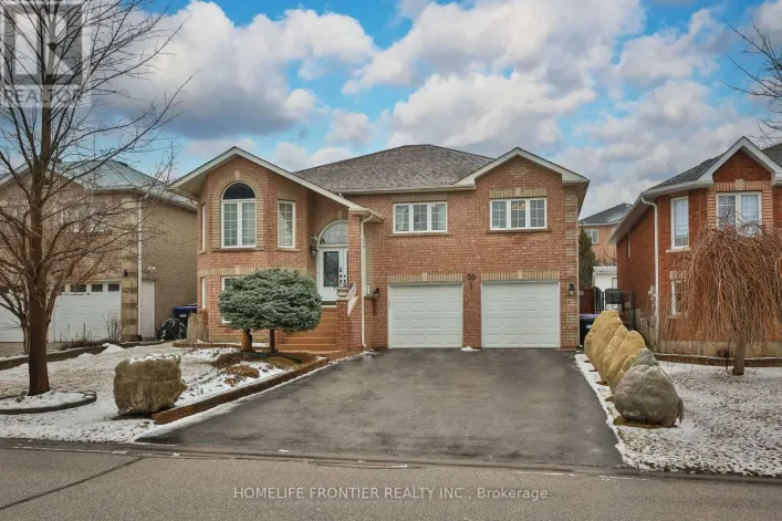 30 SAINT AVENUE, Bradford West Gwillimbury