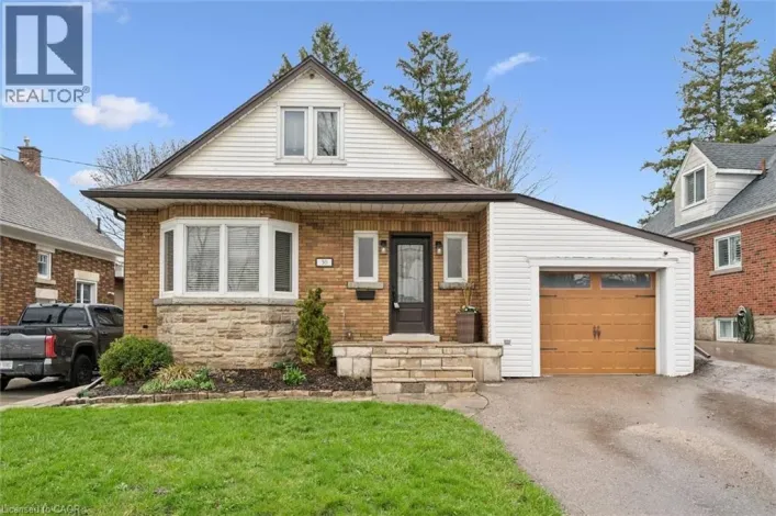 30 SHELDON Avenue N, Kitchener