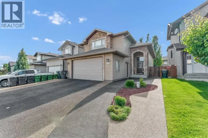 30 Vista Close SE, Medicine Hat
