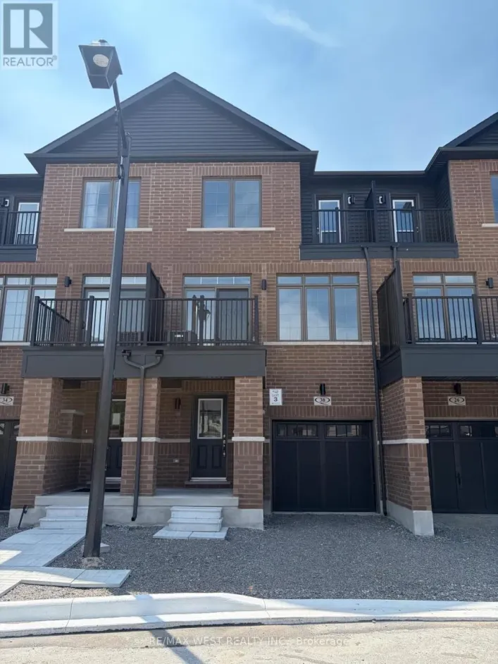 30 WAKELY CRESCENT, Clarington