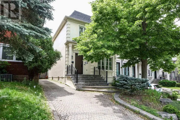 30 WALDER AVENUE, Toronto