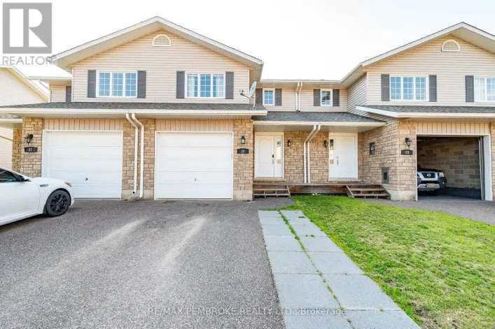 30 WINSTON AVENUE, Petawawa