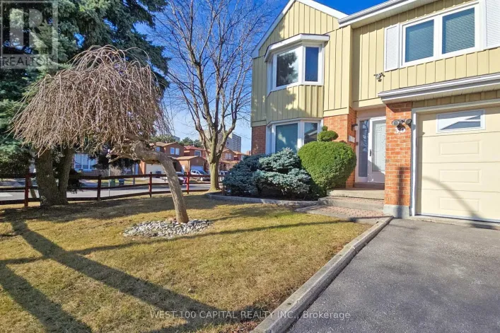 30 WINTERMUTE BOULEVARD, Toronto