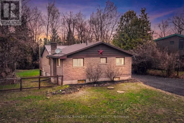 30 WOODS AVENUE, Kawartha Lakes