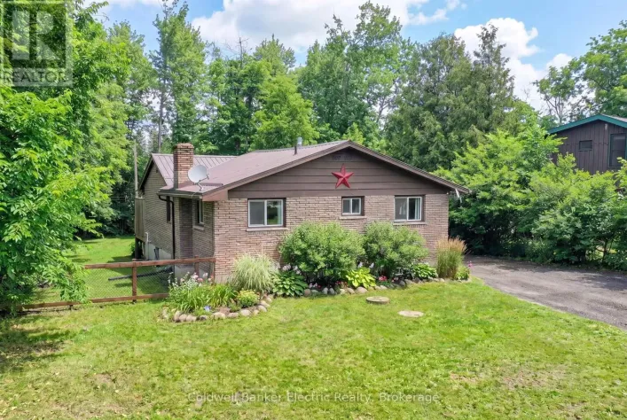 30 WOODS AVENUE, Kawartha Lakes