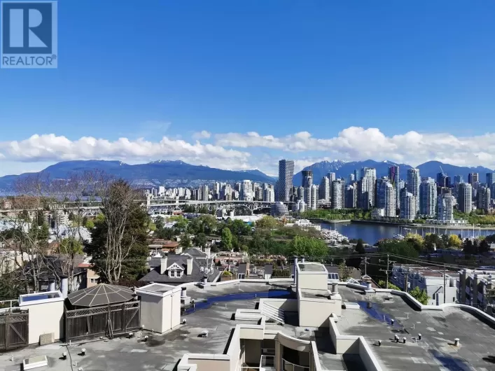 300 1215 W BROADWAY, Vancouver