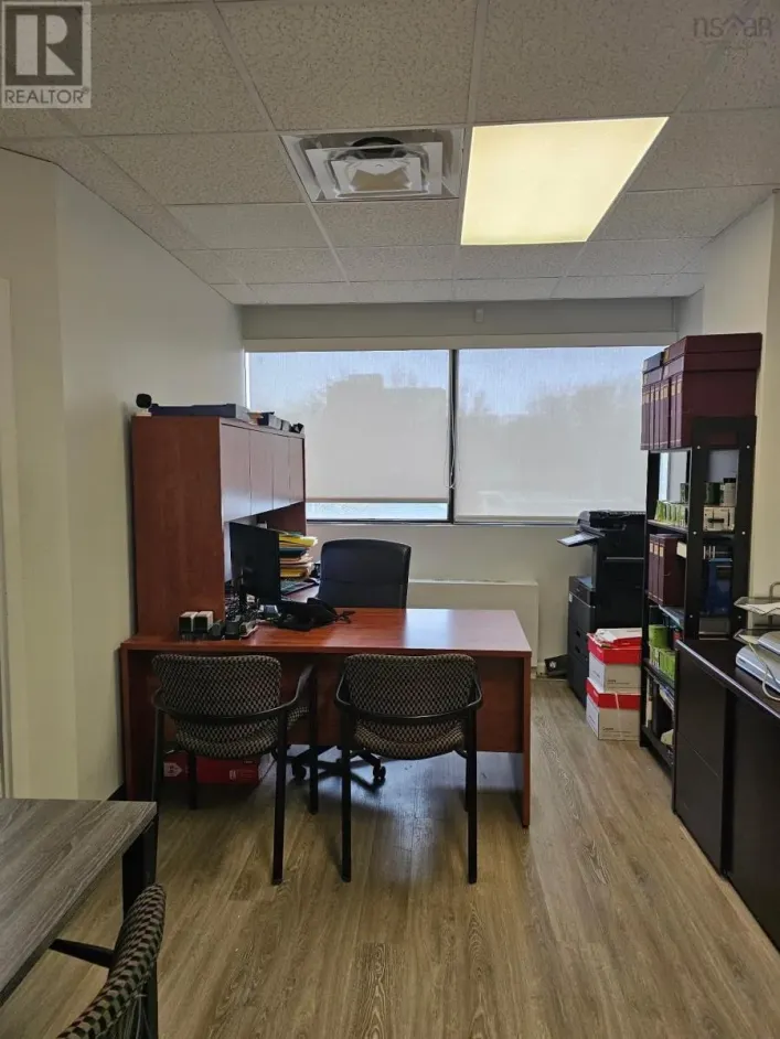 300 5991 Spring Garden Road, Halifax