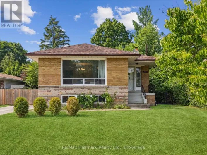 300 BURTON ROAD, Oakville