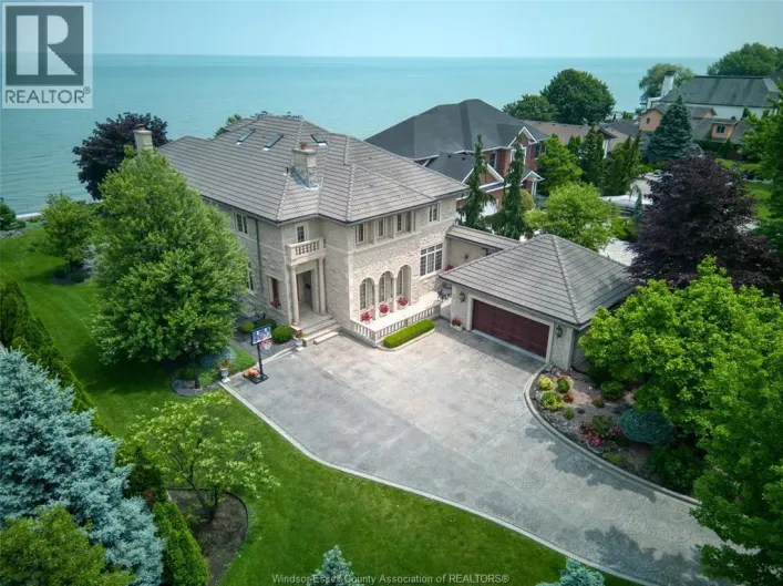 300 Elmgrove DRIVE, Lakeshore